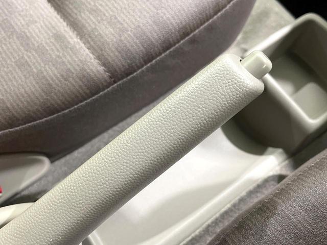 ＮＶ１００クリッパーバン ＤＸ　禁煙車　オーディオ　ＥＴＣ　オートライト　キーレスエントリー　横滑り防止装置　ＣＤ再生　エアコン　プライバシーガラス　電動格納ミラー　衝突安全ボディ　ヘッドライトレベライザー（47枚目）