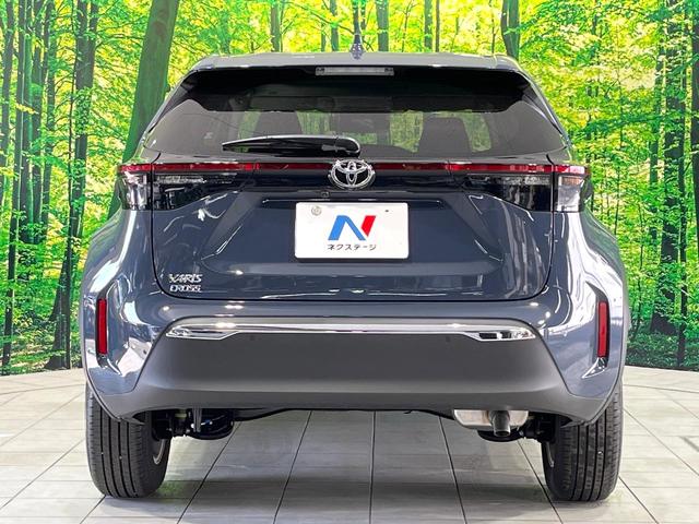 ヤリスクロス G 禁煙車 純正8型ディスプレイオーディオ 全周囲カメラ 衝突軽減装置 レーダークルーズ ETC ドラレコ Bluetooth 純正16インチアルミ オートハイビーム クリアランスソナー スマートキー(15枚目)