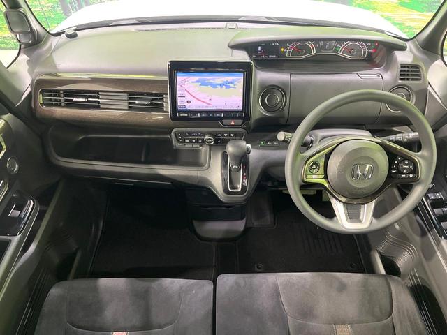 N-BOXカスタム G・Lホンダセンシング 禁煙車 8型SDナビ バックカメラ ホンダセンシング 電動スライドドア シートヒーター ドラレコ スマートキー LEDヘッド ビルトインETC 純正14インチアルミ オートライト オートエアコン(2枚目)