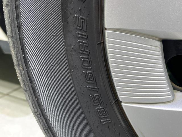 アクア G 後期 禁煙車 純正ナビ バックカメラ 衝突被害軽減 クルコン ETC LEDヘッド LEDフォグ スマートキー オートエアコン オートハイビーム 車線逸脱警報 Bluetooth ステアリングスイッチ(31枚目)