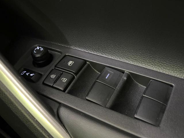 カローラクロス ハイブリッド　Ｚ　パノラマルーフ　禁煙車　１０．５型ディスプレイオーディオ　全周囲カメラ　衝突軽減装置　レーダークルーズ　シートヒーター　パワーシート　ブレーキホールド　ＥＴＣ　オートハイビーム　純正１８インチアルミ（38枚目）