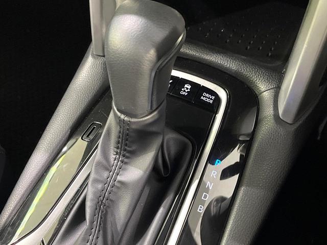カローラクロス ハイブリッド　Ｚ　パノラマルーフ　禁煙車　１０．５型ディスプレイオーディオ　全周囲カメラ　衝突軽減装置　レーダークルーズ　シートヒーター　パワーシート　ブレーキホールド　ＥＴＣ　オートハイビーム　純正１８インチアルミ（54枚目）