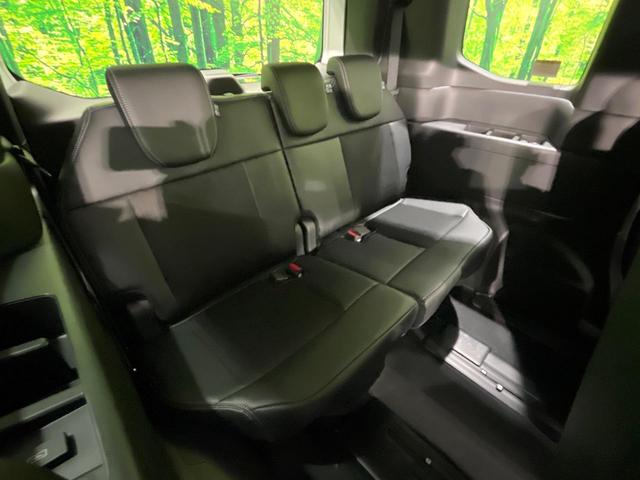 ステップワゴン ｅ：ＨＥＶスパーダ　登録済み未使用車　両側電動スライドドア　レーダークルーズ　電動リアゲート　ハーフレザーシート　コーナーセンサー　スマートキー　ＬＥＤヘッド　純正１６インチアルミ　オートライト　デュアルエアコン（10枚目）