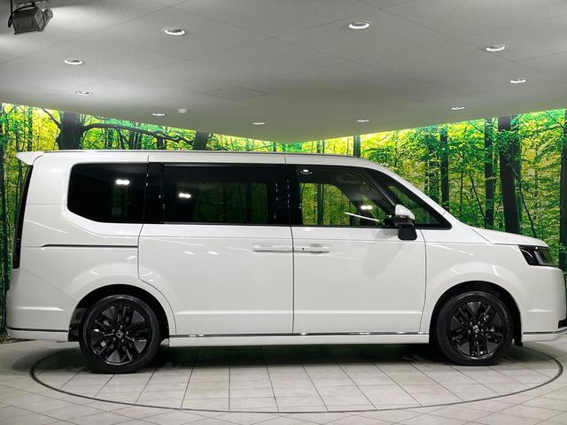 ステップワゴン ｅ：ＨＥＶスパーダ　登録済み未使用車　両側電動スライドドア　レーダークルーズ　電動リアゲート　ハーフレザーシート　コーナーセンサー　スマートキー　ＬＥＤヘッド　純正１６インチアルミ　オートライト　デュアルエアコン（28枚目）