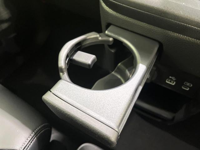 ステップワゴン ｅ：ＨＥＶスパーダ　登録済み未使用車　両側電動スライドドア　レーダークルーズ　電動リアゲート　ハーフレザーシート　コーナーセンサー　スマートキー　ＬＥＤヘッド　純正１６インチアルミ　オートライト　デュアルエアコン（52枚目）