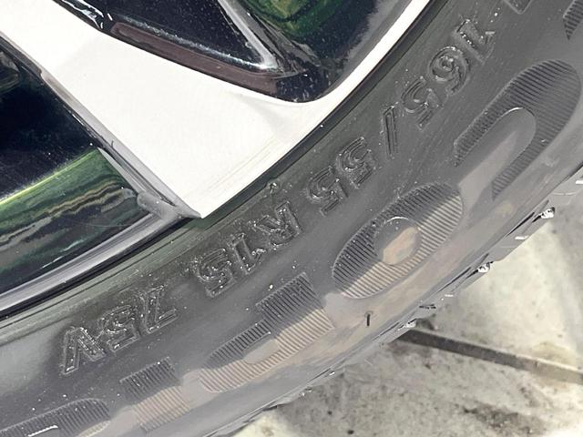 タント カスタムＲＳ　禁煙車　ターボ　純正１０型ナビ　両側電動スライド　全周囲カメラ　衝突被害軽減システム　レーダークルーズ　ハーフレザーシート　ドラレコ　コーナーセンサー　スマートキー　ＬＥＤヘッド　ビルトインＥＴＣ（32枚目）