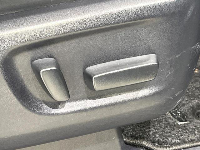 ヴェルファイア ２．５Ｚ　Ｇエディション　禁煙車　１０型ＳＤナビ　バックカメラ　衝突軽減装置　両側電動スライド　レーダークルーズ　シートエアコン　オットマン　ＬＥＤヘッド　ＬＥＤフォグ　ステアリングヒーター　パワーシート　ブレーキホールド（63枚目）