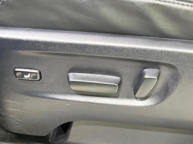 ヴェルファイア ２．５Ｚ　Ｇエディション　禁煙車　１０型ＳＤナビ　バックカメラ　衝突軽減装置　両側電動スライド　レーダークルーズ　シートエアコン　オットマン　ＬＥＤヘッド　ＬＥＤフォグ　ステアリングヒーター　パワーシート　ブレーキホールド（68枚目）