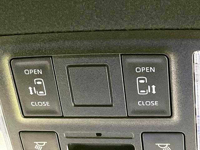 ヴォクシー ハイブリッドＳ－Ｚ　モデリスタエアロ　禁煙車　後席モニター　純正１０．５型ディスプレイオーディオ　バックカメラ　両側電動スライド　衝突軽減装置　レーダークルーズ　シートヒーター　クリアランスソナー　オートハイビーム（7枚目）