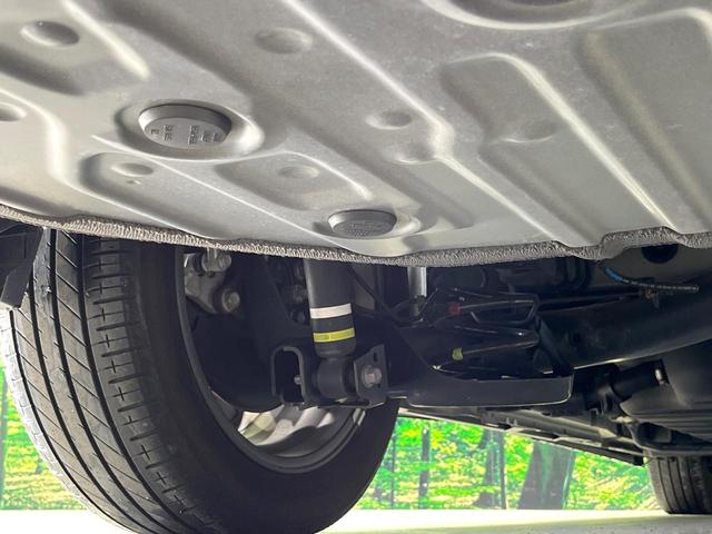 ヴォクシー ハイブリッドＳ－Ｚ　モデリスタエアロ　禁煙車　後席モニター　純正１０．５型ディスプレイオーディオ　バックカメラ　両側電動スライド　衝突軽減装置　レーダークルーズ　シートヒーター　クリアランスソナー　オートハイビーム（21枚目）