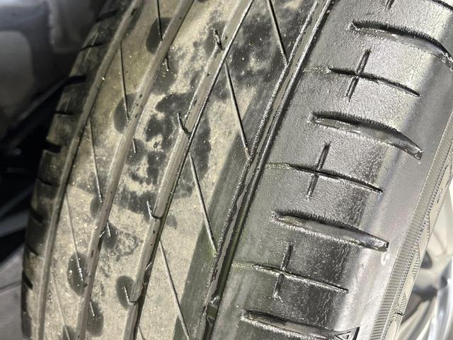 ヴォクシー ハイブリッドＳ－Ｚ　モデリスタエアロ　禁煙車　後席モニター　純正１０．５型ディスプレイオーディオ　バックカメラ　両側電動スライド　衝突軽減装置　レーダークルーズ　シートヒーター　クリアランスソナー　オートハイビーム（35枚目）