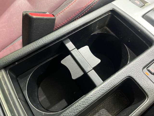 レヴォーグ １．６ＳＴＩスポーツアイサイト　４ＷＤ　ＳＴＩエアロ　純正ナビ　バックカメラ　衝突軽減　レーダークルーズ　シートヒーター　パワーシート　シートメモリー　レザーシート　Ｂｌｕｅｔｏｏｔｈ　ＥＴＣ　ドラレコ　純正１８インチアルミ（59枚目）