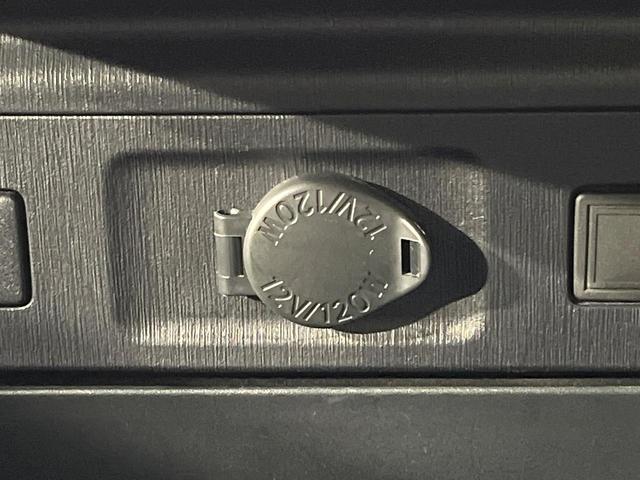 プリウスアルファ Ｇ　禁煙車　５人乗り　９型純正ナビ　バックカメラ　衝突軽減装置　レーダークルーズ　ＥＴＣ　Ｂｌｕｅｔｏｏｔｈ　フルセグ　ドラレコ　ハーフレザーシート　パワーシート　ＬＥＤヘッドライト　レーンアシスト（49枚目）