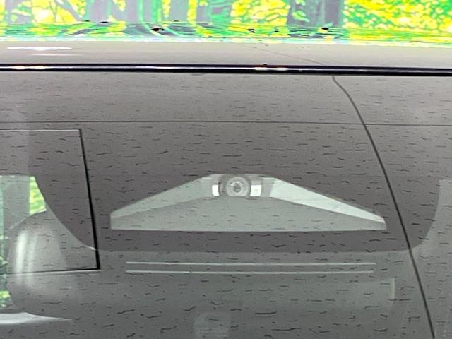 ヤリスクロス ハイブリッドＺ　禁煙車　全周囲カメラ　衝突軽減装置　２トーン　ディスプレイオーディオ　ＥＴＣ　Ｂｌｕｅｔｏｏｔｈ　フルセグ　ドラレコ　スマートキー　シートヒーター　電動シート　ステアリングヒーター　ＬＥＤヘッドライト（3枚目）