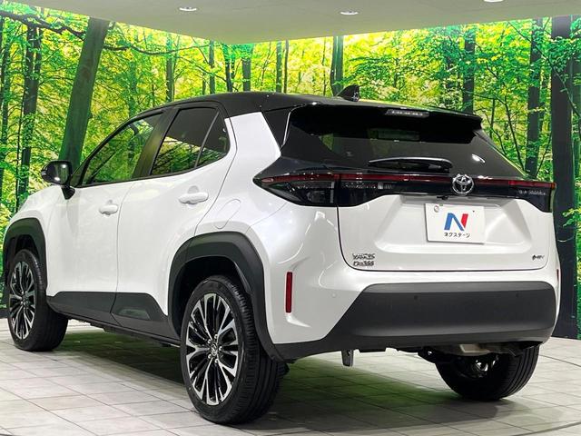 ヤリスクロス ハイブリッドＺ　禁煙車　全周囲カメラ　衝突軽減装置　２トーン　ディスプレイオーディオ　ＥＴＣ　Ｂｌｕｅｔｏｏｔｈ　フルセグ　ドラレコ　スマートキー　シートヒーター　電動シート　ステアリングヒーター　ＬＥＤヘッドライト（26枚目）