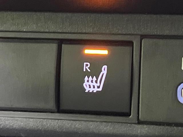 ヤリスクロス ハイブリッドＺ　禁煙車　全周囲カメラ　衝突軽減装置　２トーン　ディスプレイオーディオ　ＥＴＣ　Ｂｌｕｅｔｏｏｔｈ　フルセグ　ドラレコ　スマートキー　シートヒーター　電動シート　ステアリングヒーター　ＬＥＤヘッドライト（51枚目）