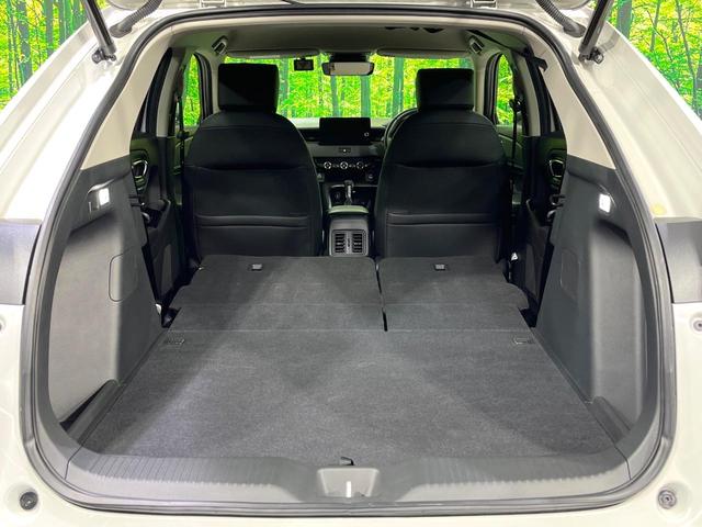 ヴェゼル ｅ：ＨＥＶ　Ｚ　禁煙車　純正９型ナビ　衝突軽減　バックカメラ　レーダークルーズ　ステアリングヒーター　ＥＴＣ　ドラレコ　シートヒーター　電動リアゲート　クリアランスソナー　オートハイビーム　置くだけ充電　スマートキー（10枚目）