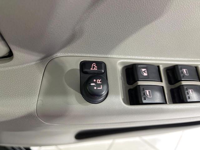ピクシススペース Ｘ　禁煙車　純正ナビ　Ｂｌｕｅｔｏｏｔｈ　オートエアコン　スマートキー　アイドリングストップ　ＣＤ再生　プライバシーガラス　ヘッドライトレベライザー　衝突安全ボディ　パワーウィンドウ　盗難防止システム（7枚目）