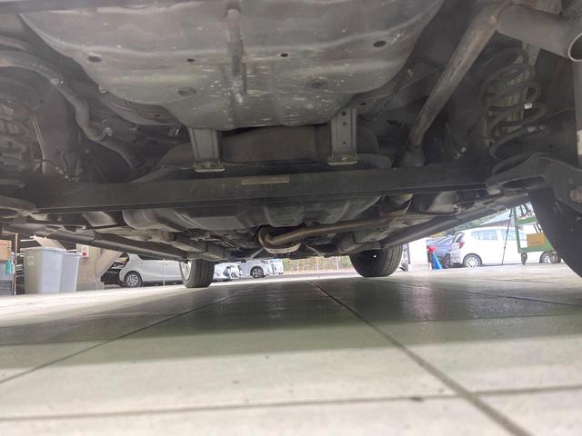 ピクシススペース Ｘ　禁煙車　純正ナビ　Ｂｌｕｅｔｏｏｔｈ　オートエアコン　スマートキー　アイドリングストップ　ＣＤ再生　プライバシーガラス　ヘッドライトレベライザー　衝突安全ボディ　パワーウィンドウ　盗難防止システム（19枚目）