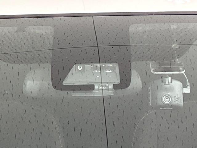 アクア Ｇ　禁煙車　ＳＤナビ　バックカメラ　衝突軽減装置　ＬＥＤヘッド　ＬＥＤフォグ　ＥＴＣ　ドラレコ　Ｂｌｕｅｔｏｏｔｈ　オートハイビーム　スマートキー　ステアリングスイッチ　オートエアコン　オートライト　ＣＤ（4枚目）