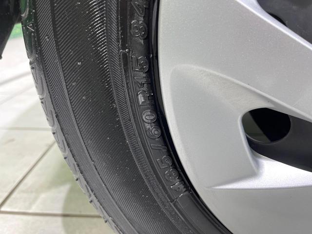 アクア Ｇ　禁煙車　ＳＤナビ　バックカメラ　衝突軽減装置　ＬＥＤヘッド　ＬＥＤフォグ　ＥＴＣ　ドラレコ　Ｂｌｕｅｔｏｏｔｈ　オートハイビーム　スマートキー　ステアリングスイッチ　オートエアコン　オートライト　ＣＤ（27枚目）