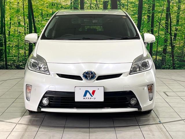 プリウス Ｓ　禁煙車　純正ＳＤナビ　コーナーセンサー　ＥＴＣ　Ｂｌｕｅｔｏｏｔｈ　フルセグ　ドラレコ　スマートキー　ＨＩＤヘッド　ＨＩＤフォグ　１５インチアルミホイール　電動格納ミラー　オートエアコン（14枚目）