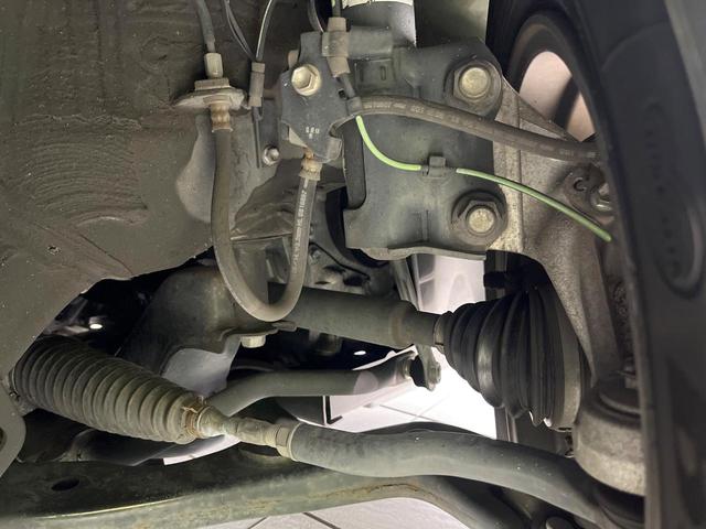 プリウス Ｓ　禁煙車　純正ＳＤナビ　コーナーセンサー　ＥＴＣ　Ｂｌｕｅｔｏｏｔｈ　フルセグ　ドラレコ　スマートキー　ＨＩＤヘッド　ＨＩＤフォグ　１５インチアルミホイール　電動格納ミラー　オートエアコン（21枚目）