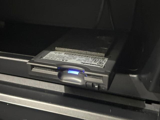 Ｎ－ＯＮＥ Ｇ・Ｌパッケージ　禁煙車　スマートキー　ＨＩＤヘッド　ＥＴＣ　オートライト　オートエアコン　電動格納ミラー　アイドリングストップ　シートリフター　プライバシーガラス　ドアバイザー（4枚目）