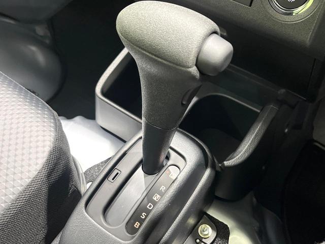 ハイゼットトラック スタンダード　禁煙車　４ＷＤ　衝突被害軽減システム　コーナーセンサー　スマートキー　レーンアシスト　オートマチックハイビーム　クリアランスソナー　先行車発進お知らせ装置　オートライト　パワーウィンドウ　荷台ステップ（40枚目）