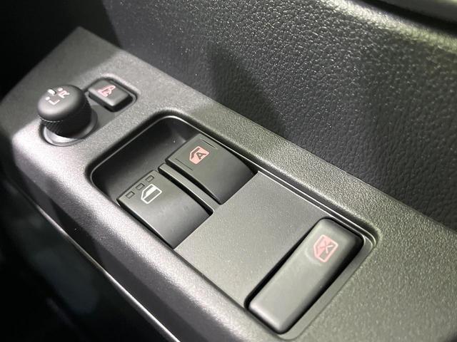 ハイゼットトラック スタンダード　禁煙車　４ＷＤ　衝突被害軽減システム　コーナーセンサー　スマートキー　レーンアシスト　オートマチックハイビーム　クリアランスソナー　先行車発進お知らせ装置　オートライト　パワーウィンドウ　荷台ステップ（47枚目）