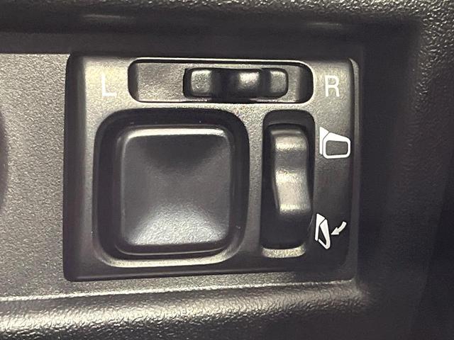 ジムニー ＸＣ　４ＷＤ　届出済未使用車　衝突軽減装置　レーダークルーズ　シートヒーター　クリアランスソナー　ＬＥＤヘッド　フォグライト　純正１６インチアルミ　スマートキー　ステアリングスイッチ　電動格納ミラー（38枚目）