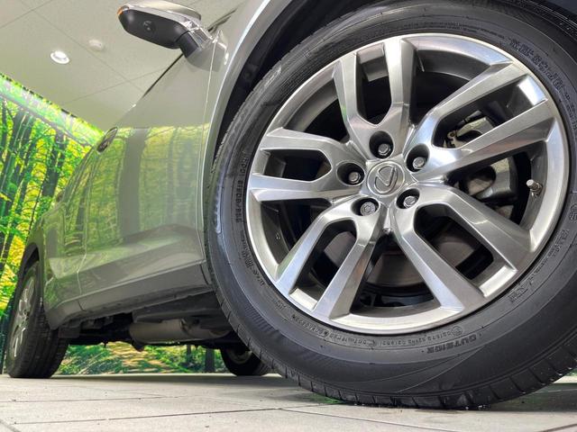 �y�����P�W�C���`�A���~�z�C�[���z�O�ςɃ}�b�`���������A���~�z�C�[���𑕒����Ă���܂��B�e��ЊO�A���~�z�C�[����A�X�^�b�h���X�^�C�����戵�����Ă���܂��B���񂲑��k����������