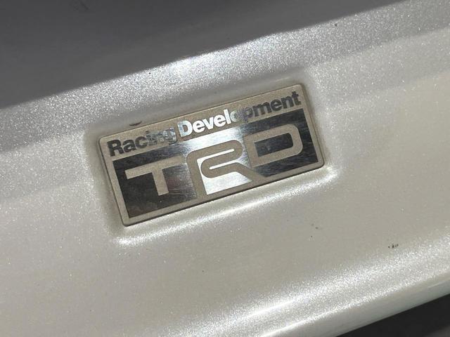 �y�s�q�c�G�A���z�l�C�̂s�q�c�G�A���𑕔��I�N���}�̊O�ς����X�^�C���b�V���ɂȂ�A�X���ő��݊����ӂ��P��Ɂ􏫗������ւ��鎞�ɂ����Z�[���ɉe�����₷���A���l����l�C�̑����ł��I