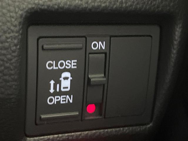 Ｎ－ＢＯＸカスタム Ｌ　禁煙車　純正ナビ　バックカメラ　衝突軽減装置　レーダークルーズ　電動スライド　ＬＥＤヘッド　シートヒーター　クリアランスソナー　オートハイビーム　オートライト　オートエアコン　オートブレーキホールド（7枚目）