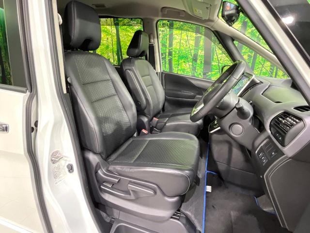 セレナ ｅ－パワー　ハイウェイスターＶ　禁煙車　後席モニター　純正１０型ナビ　全周囲カメラ　衝突軽減装置　プロパイロット　両側電動スライド　ＥＴＣ　デジタルインナーミラー　ブレーキホールド　ＬＥＤヘッド　ＬＥＤフォグ　オートエアコン（8枚目）