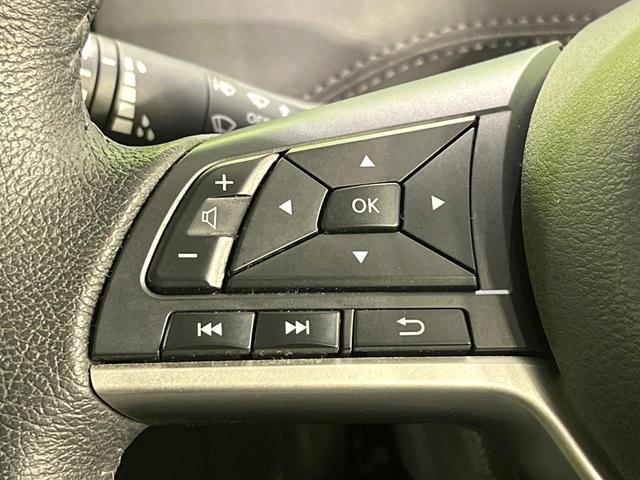 セレナ ｅ－パワー　ハイウェイスターＶ　禁煙車　後席モニター　純正１０型ナビ　全周囲カメラ　衝突軽減装置　プロパイロット　両側電動スライド　ＥＴＣ　デジタルインナーミラー　ブレーキホールド　ＬＥＤヘッド　ＬＥＤフォグ　オートエアコン（47枚目）