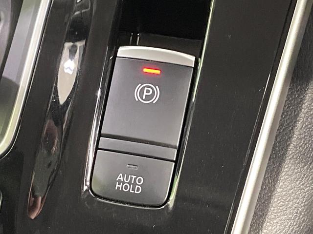 セレナ ｅ－パワー　ハイウェイスターＶ　禁煙車　後席モニター　純正１０型ナビ　全周囲カメラ　衝突軽減装置　プロパイロット　両側電動スライド　ＥＴＣ　デジタルインナーミラー　ブレーキホールド　ＬＥＤヘッド　ＬＥＤフォグ　オートエアコン（58枚目）