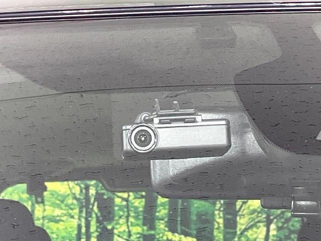 セレナ ｅ－パワー　ハイウェイスターＶ　禁煙車　後席モニター　純正１０型ナビ　全周囲カメラ　衝突軽減装置　プロパイロット　両側電動スライド　ＥＴＣ　デジタルインナーミラー　ブレーキホールド　ＬＥＤヘッド　ＬＥＤフォグ　オートエアコン（66枚目）