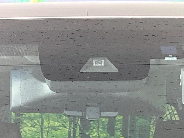 �y�g���^�Z�[�t�e�B�Z���X�z���s���ɑO���̎ԗ�����F�����A�Փ˂������Ȏ��͌x��ƃu���[�L�ŏՓˉ���Ɣ�Q�y�����A�V�X�g�B�����S�Ƀh���C�u�����y���݂��������܂��B