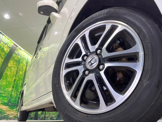 �y�����P�S�C���`�A���~�z�C�[���z�O�ςɃ}�b�`���������A���~�z�C�[���𑕒����Ă���܂��B�e��ЊO�A���~�z�C�[����A�X�^�b�h���X�^�C�����戵�����Ă���܂��B���񂲑��k����������