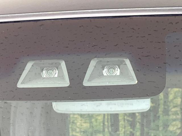 �y�X�}�[�g�A�V�X�g�z���s���ɑO���̎ԗ�����F�����A�Փ˂������Ȏ��͌x��ƃu���[�L�ŏՓˉ���Ɣ�Q�y�����A�V�X�g�B�����S�Ƀh���C�u�����y���݂��������܂��B