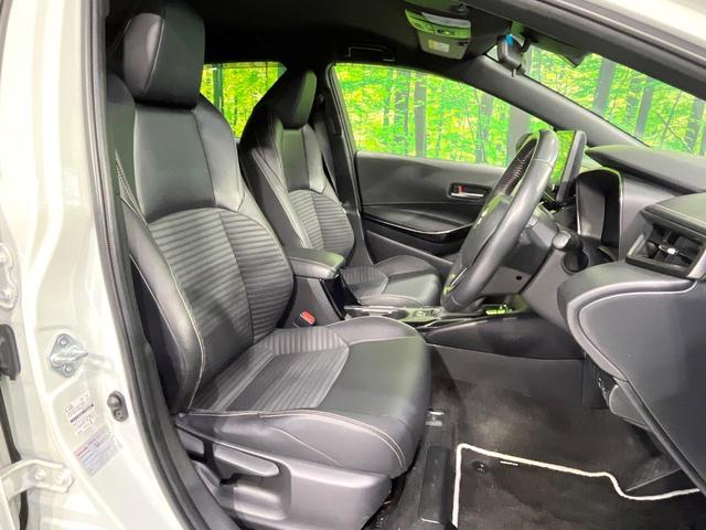 カローラツーリング ハイブリッド　ダブルバイビー　禁煙車　純正８インチディスプレイオーディオ　バックカメラ　衝突被害軽減システム　レーダークルーズ　ハーフレザーシート　ドラレコ　コーナーセンサー　スマートキー　ＬＥＤヘッド　ＥＴＣ　オートハイビーム（8枚目）