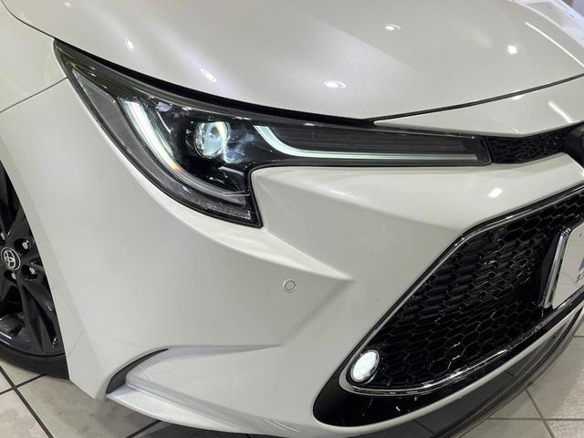 カローラツーリング ハイブリッド　ダブルバイビー　禁煙車　純正８インチディスプレイオーディオ　バックカメラ　衝突被害軽減システム　レーダークルーズ　ハーフレザーシート　ドラレコ　コーナーセンサー　スマートキー　ＬＥＤヘッド　ＥＴＣ　オートハイビーム（12枚目）