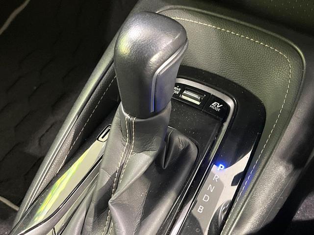 カローラツーリング ハイブリッド　ダブルバイビー　禁煙車　純正８インチディスプレイオーディオ　バックカメラ　衝突被害軽減システム　レーダークルーズ　ハーフレザーシート　ドラレコ　コーナーセンサー　スマートキー　ＬＥＤヘッド　ＥＴＣ　オートハイビーム（49枚目）