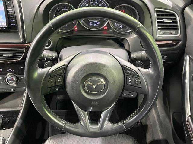 �y�����v�����X�e�A�����O�z�㎿�Ȋv���g�p���邱�ƂŁA��ɂ����������݂ƂĂ��^�]���₷���n���h���ł���