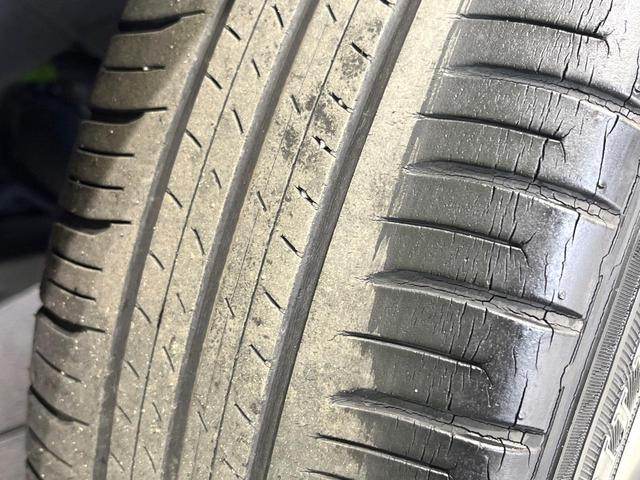 ライズ Ｚ　禁煙車　９型ディスプレイオーディオ　全周囲カメラ　衝突軽減装置　レーダークルーズ　ＥＴＣ　Ｂｌｕｅｔｏｏｔｈ　フルセグ　ドラレコ　シートヒーター　コーナーセンサー　ＬＥＤヘッドライト　ＬＥＤフォグ（28枚目）