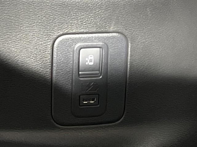 セレナ ハイウェイスターV 衝突被害軽減システム 両側電動スライド 9型SDナビ 全周囲カメラ プロパイロット レーダークルーズ 禁煙車 コーナーセンサー スマートキー LEDヘッド ビルトインETC 純正16インチアルミ(38枚目)