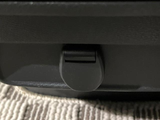 セレナ ハイウェイスターV 衝突被害軽減システム 両側電動スライド 9型SDナビ 全周囲カメラ プロパイロット レーダークルーズ 禁煙車 コーナーセンサー スマートキー LEDヘッド ビルトインETC 純正16インチアルミ(61枚目)