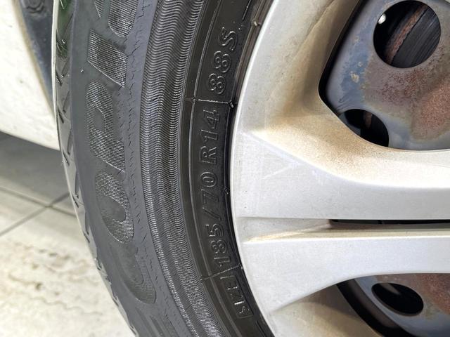 ノート X 禁煙車 純正ナビ バックカメラ 衝突軽減 ETC ドラレコ Bluetooth オートライト 車線逸脱警報 スマートキー 電動格納ミラー プライバシーガラス 盗難防止システム ヘッドライトレベライザー(24枚目)