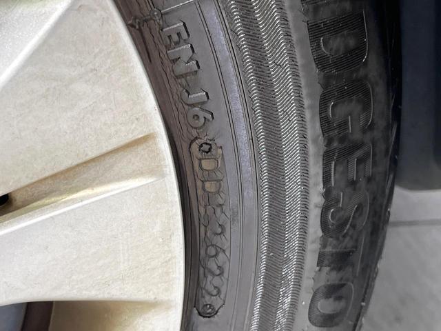 ノート X 禁煙車 純正ナビ バックカメラ 衝突軽減 ETC ドラレコ Bluetooth オートライト 車線逸脱警報 スマートキー 電動格納ミラー プライバシーガラス 盗難防止システム ヘッドライトレベライザー(25枚目)